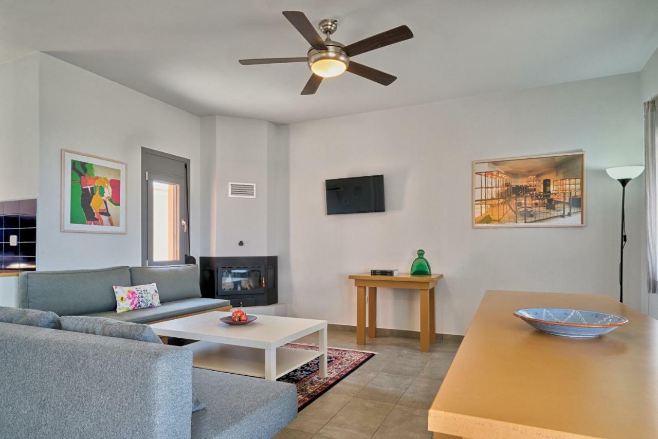 เอจินา เบด แอนด์ คัลเจอร์ Apartment Aegina ภายนอก รูปภาพ