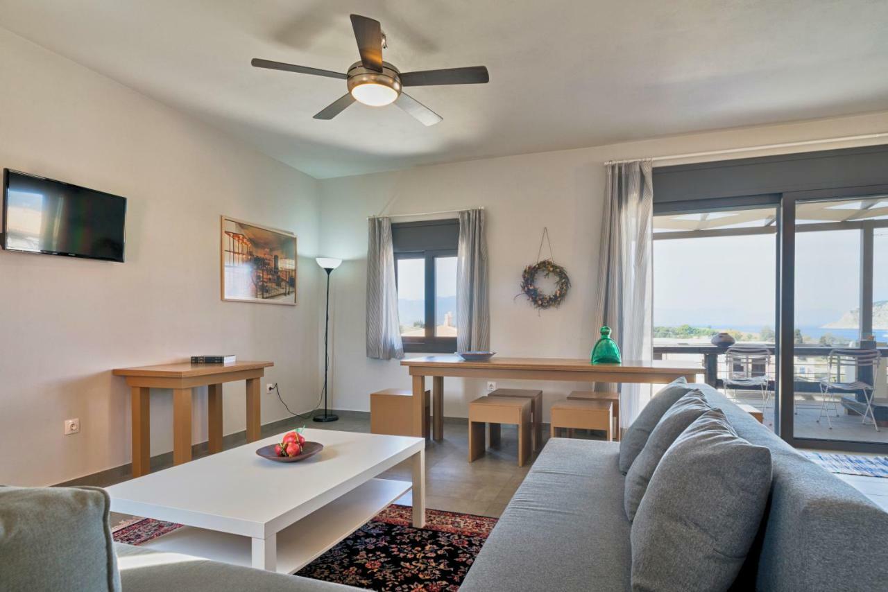 เอจินา เบด แอนด์ คัลเจอร์ Apartment Aegina ภายนอก รูปภาพ