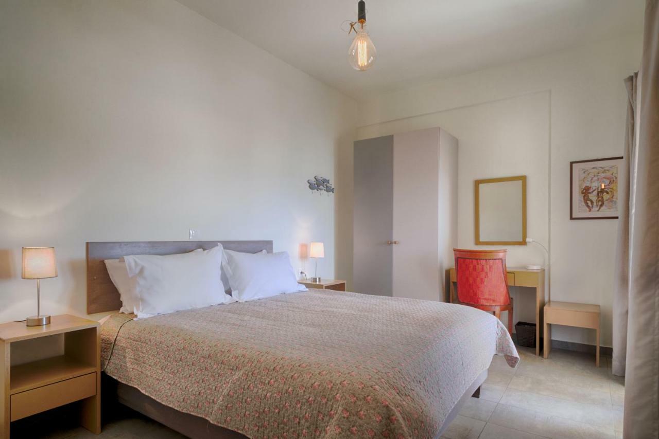 เอจินา เบด แอนด์ คัลเจอร์ Apartment Aegina ภายนอก รูปภาพ