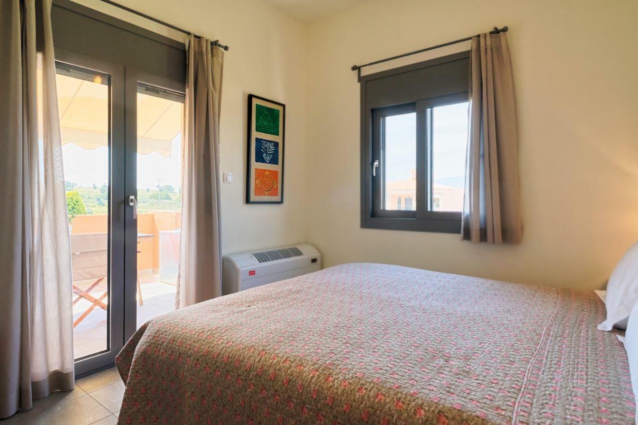 เอจินา เบด แอนด์ คัลเจอร์ Apartment Aegina ภายนอก รูปภาพ
